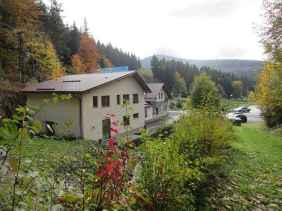 זלה-מליס Hotel & Gasthaus Sterngrund מראה חיצוני תמונה