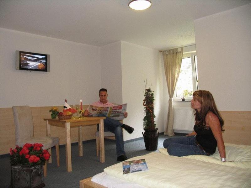 זלה-מליס Hotel & Gasthaus Sterngrund מראה חיצוני תמונה